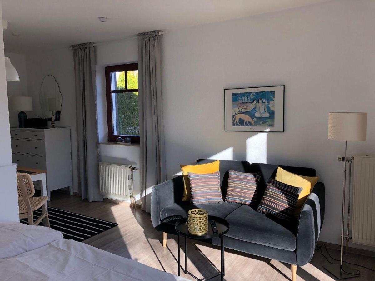 Ferienwohnung-Klaus-Stoertebeker-Mit-Sonnenterrasse-Garten-Zwischen-Strand-Wald-Und-Wiese Gustow  Exterior foto