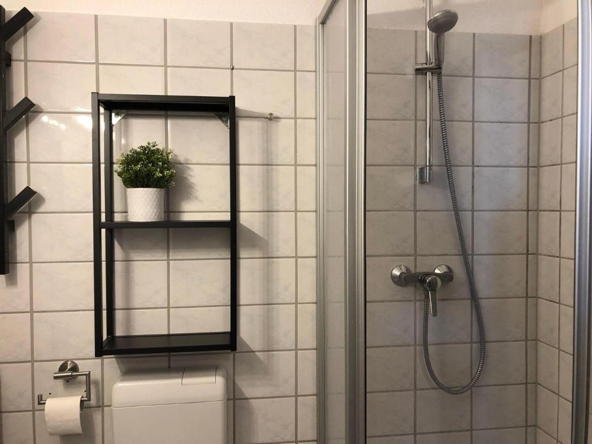 Ferienwohnung-Klaus-Stoertebeker-Mit-Sonnenterrasse-Garten-Zwischen-Strand-Wald-Und-Wiese Gustow  Exterior foto
